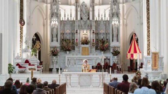 Adiós a los rituales religiosos para acoger el regreso de Dios